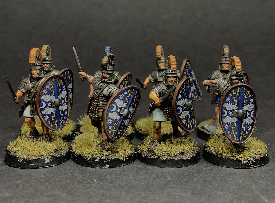 Early Imperial Roman Legionaries Attacking - Image 12